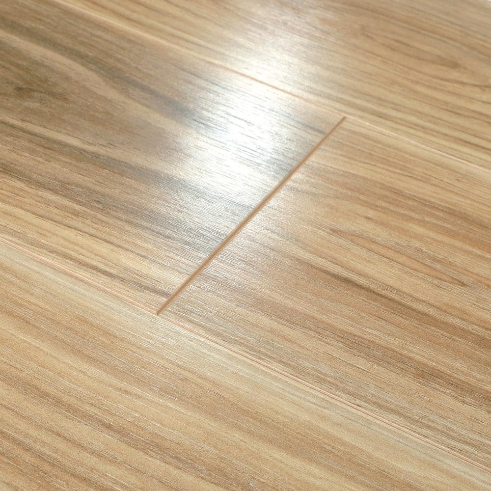 Pergo XP+ Cheshire Bluff Hickory 10 mm T x 6.1 in. W Waterproof Laminate Wood Flooring (20.15 sqft/case)