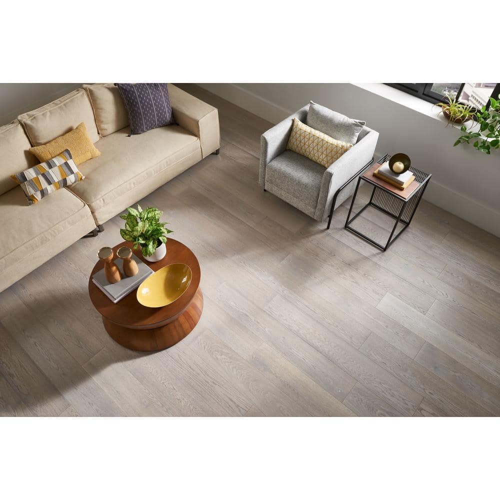 Pergo Defense+ Claremore Bay Oak 3/8 in. T x 7.5 in. W Click Lock Wire Brushed Engineered Hardwood Flooring (24.5 sq.ft./case)