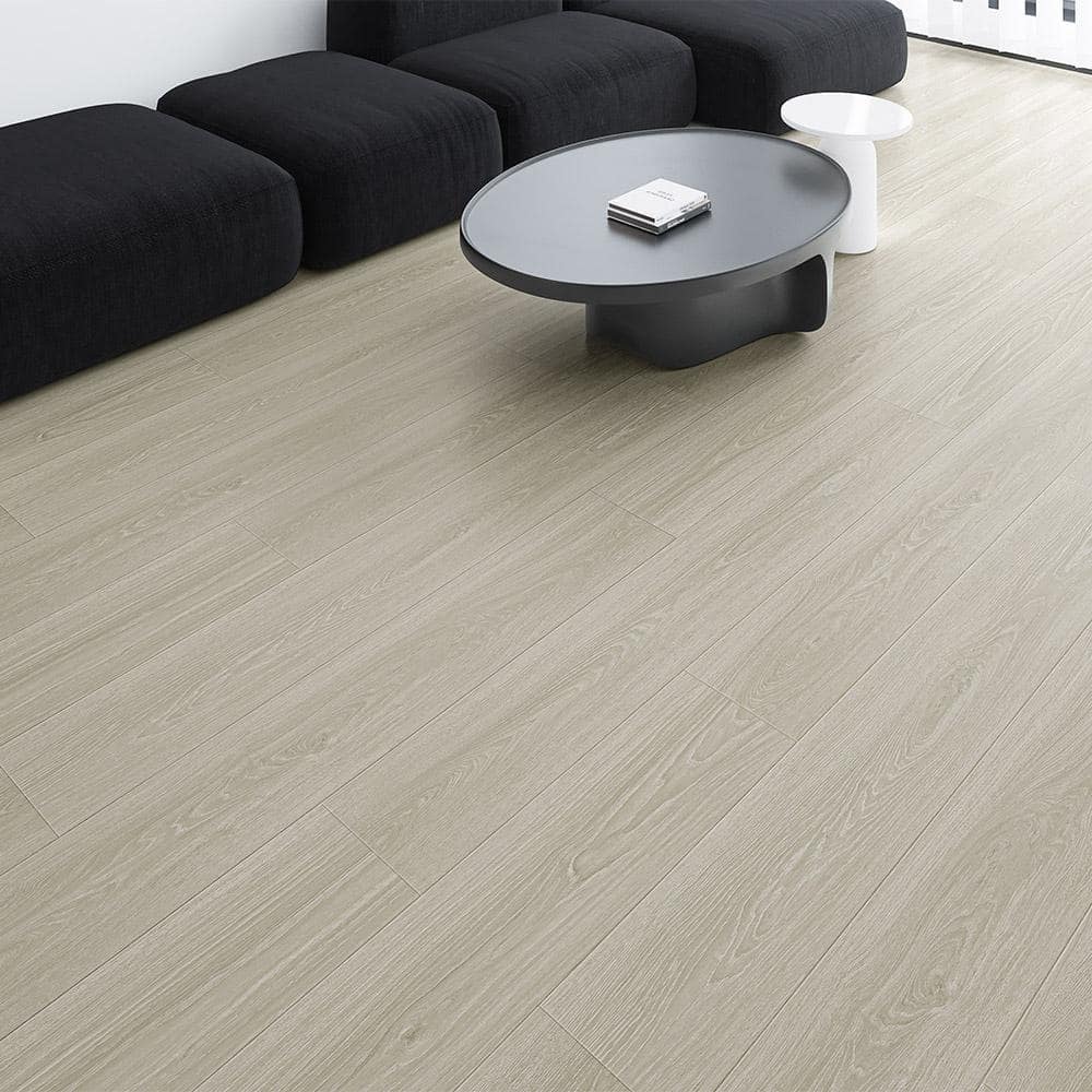 Selkirk Classic Chateau 13 mm T x 7.6 in. W Waterproof Laminate Wood Flooring (17.73 sq. ft./Case)