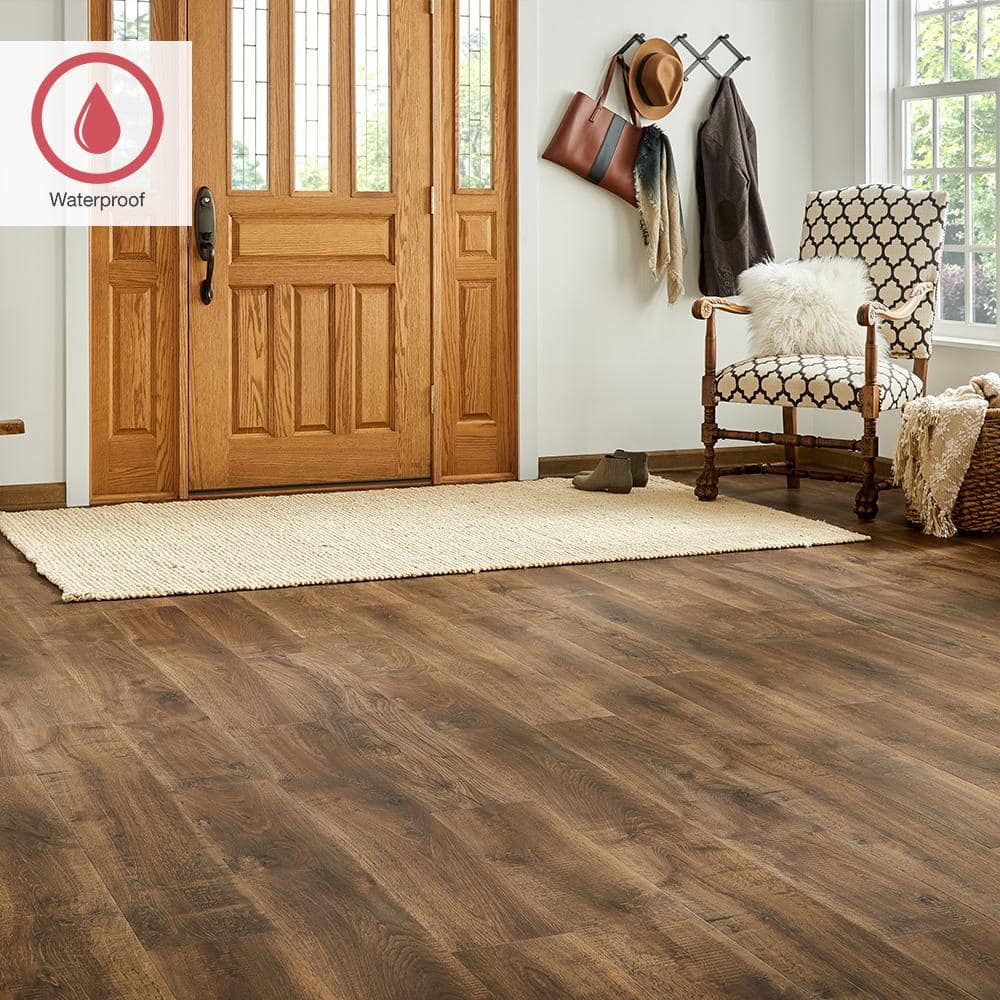 Pergo Outlast+ Cocoa Walters Oak 12 mm T x 7.4 in. W Waterproof Laminate Wood Flooring (19.63 sq. ft./case)
