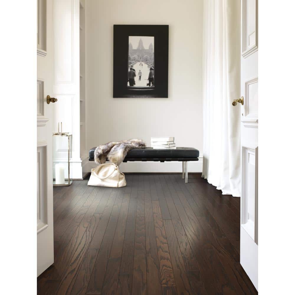 Shaw Bradford 3 Country Red Oak 3/8 in. T X 3.25 in. W Tongue and Groove Engineered Hardwood Flooring (23.76 sq.ft./case)
