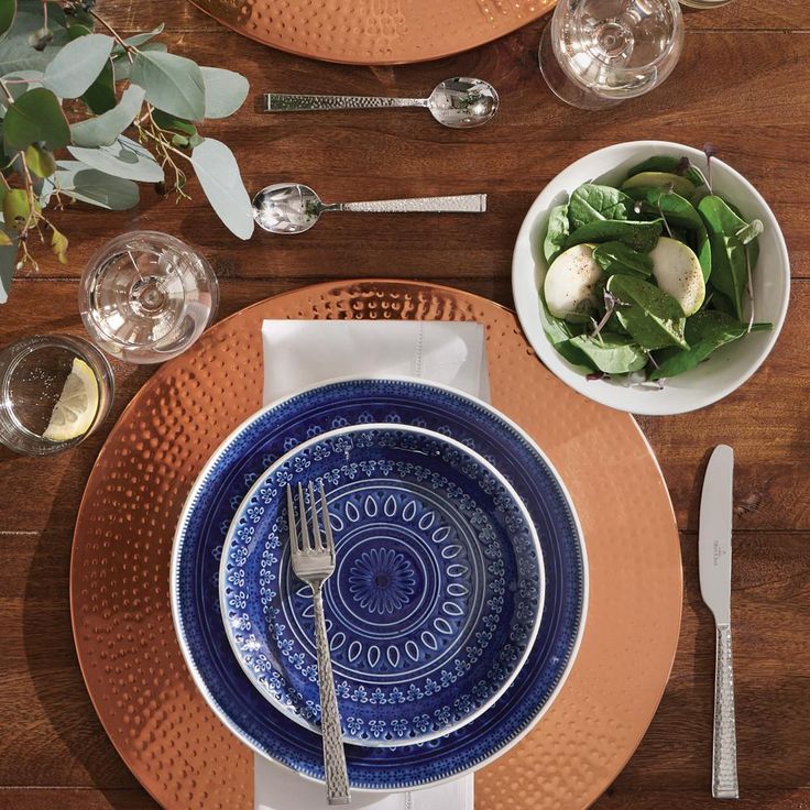 16 in. Decor Copper Charger Plate - Hammered Rim (Set of 4)