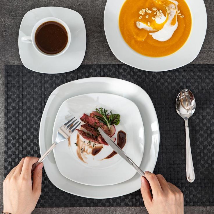Elisa White Porcelain 30-Piece Casual Ivory White Porcelain Dinnerware Set (Service for 6)