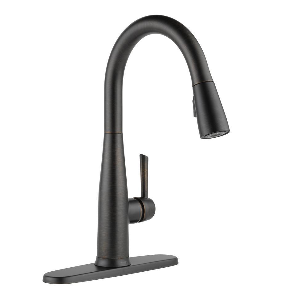 Essa Touch2O Technology Single-Handle Pull-Down Sprayer Kitchen Faucet with MagnaTite Docking in Arctic Stainless - Super Arbor