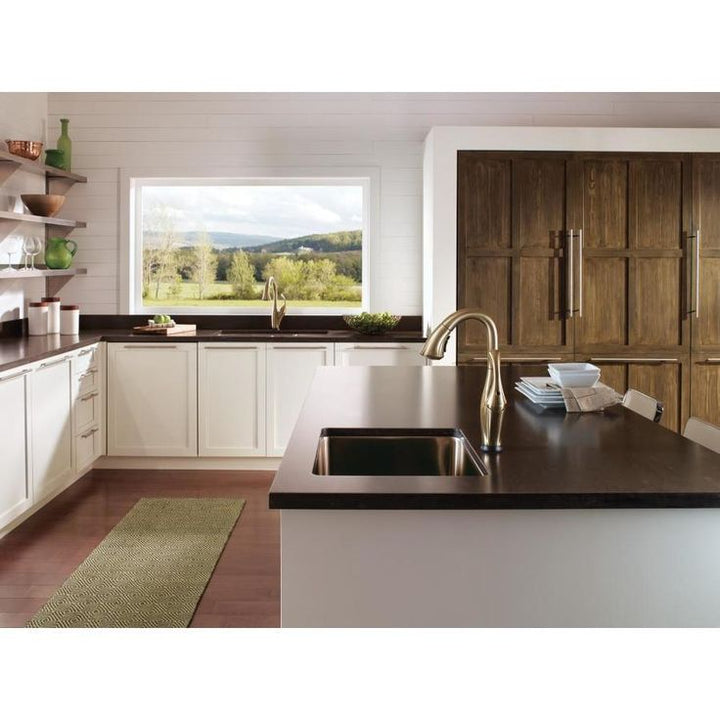 Delta Addison Touch2O Champagne Bronze 1-Handle Deck-Mount Pull-Down Touch Kitchen Faucet (Deck Plate Included)