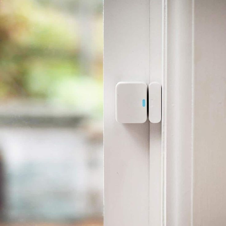 SimpliSafe Smart Indoor Entry Sensor, Wi-Fi Connected, Wireless (Battery) - White (1-Pack)