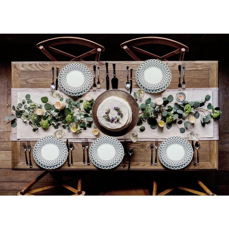 57-Piece Specialty Blue Porcelain Dinnerware Set (Service for 8)