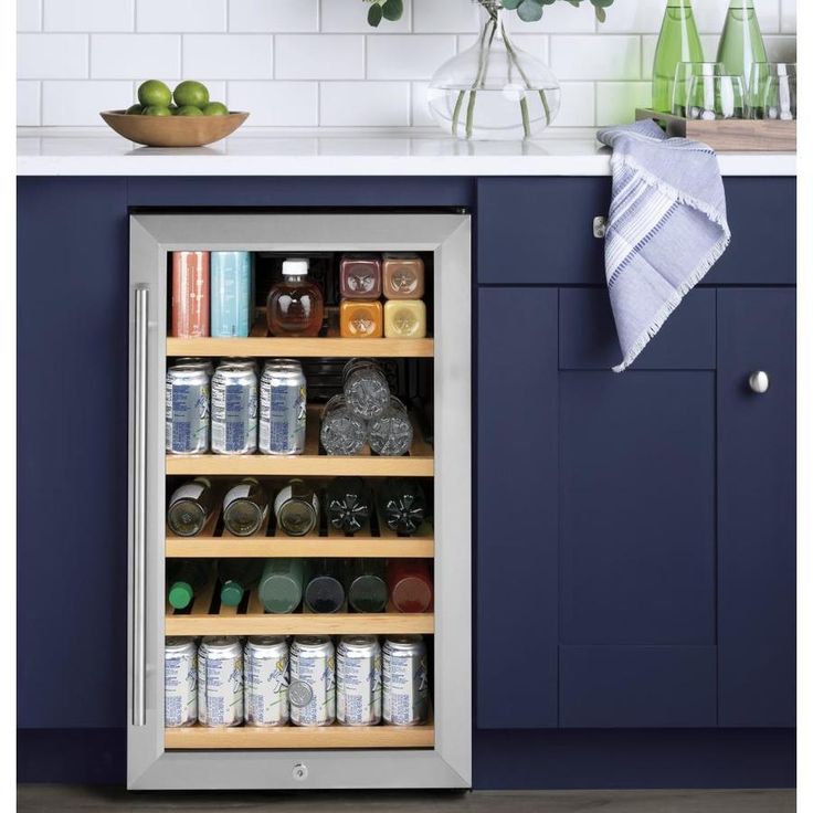 GE 31-Can Capacity (4.1-cu ft) Residential Stainless Steel Built-In/Freestanding Beverage Center