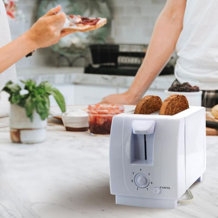 Better Chef 2-Slice White 500-Watt Toaster
