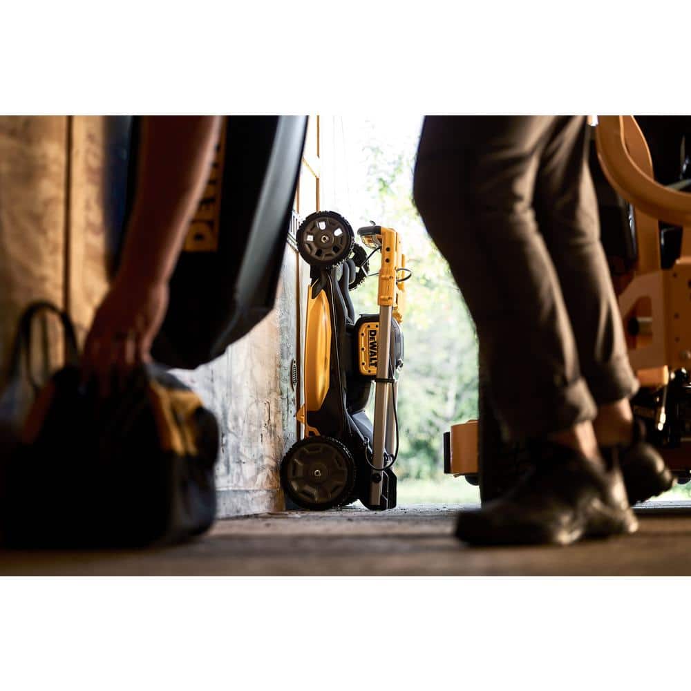 DEWALT 20V MAX 21 in. Brushless Cordless Battery Powered Self Propelled Lawn Mower Kit with (2) 10 Ah Batteries and Chargers