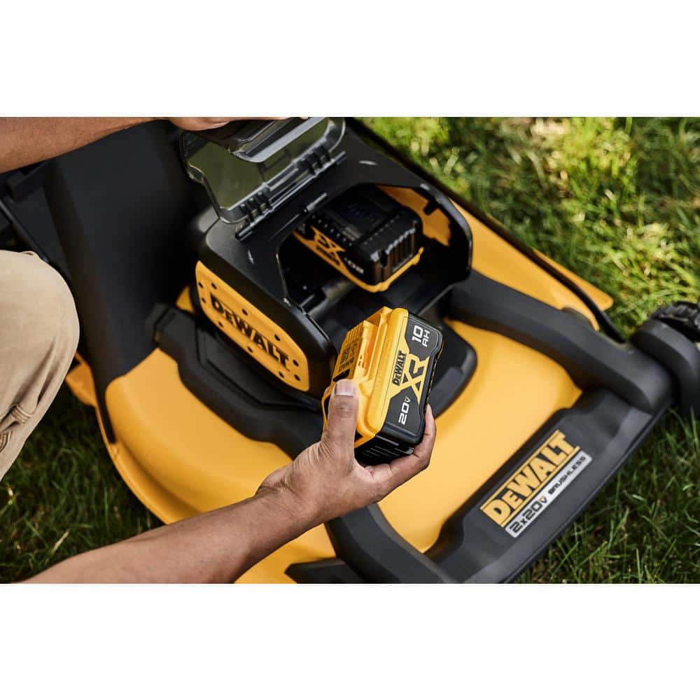 DEWALT 20V MAX 21 in. Brushless Cordless Battery Powered Self Propelled Lawn Mower Kit with (2) 10 Ah Batteries and Chargers