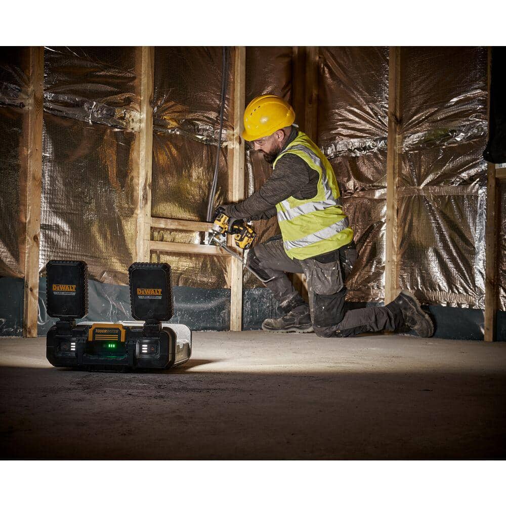 DEWALT TOUGHSYSTEM 2.0 FLEXVOLT 20V/60V Cordless/Corded 4000 Lumen LED Adjustable Folding Panel Work Light