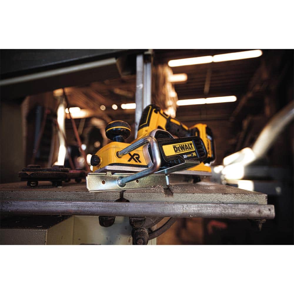 DEWALT 20V MAX XR Cordless Brushless 3-1/4 in. Planer (Tool Only)