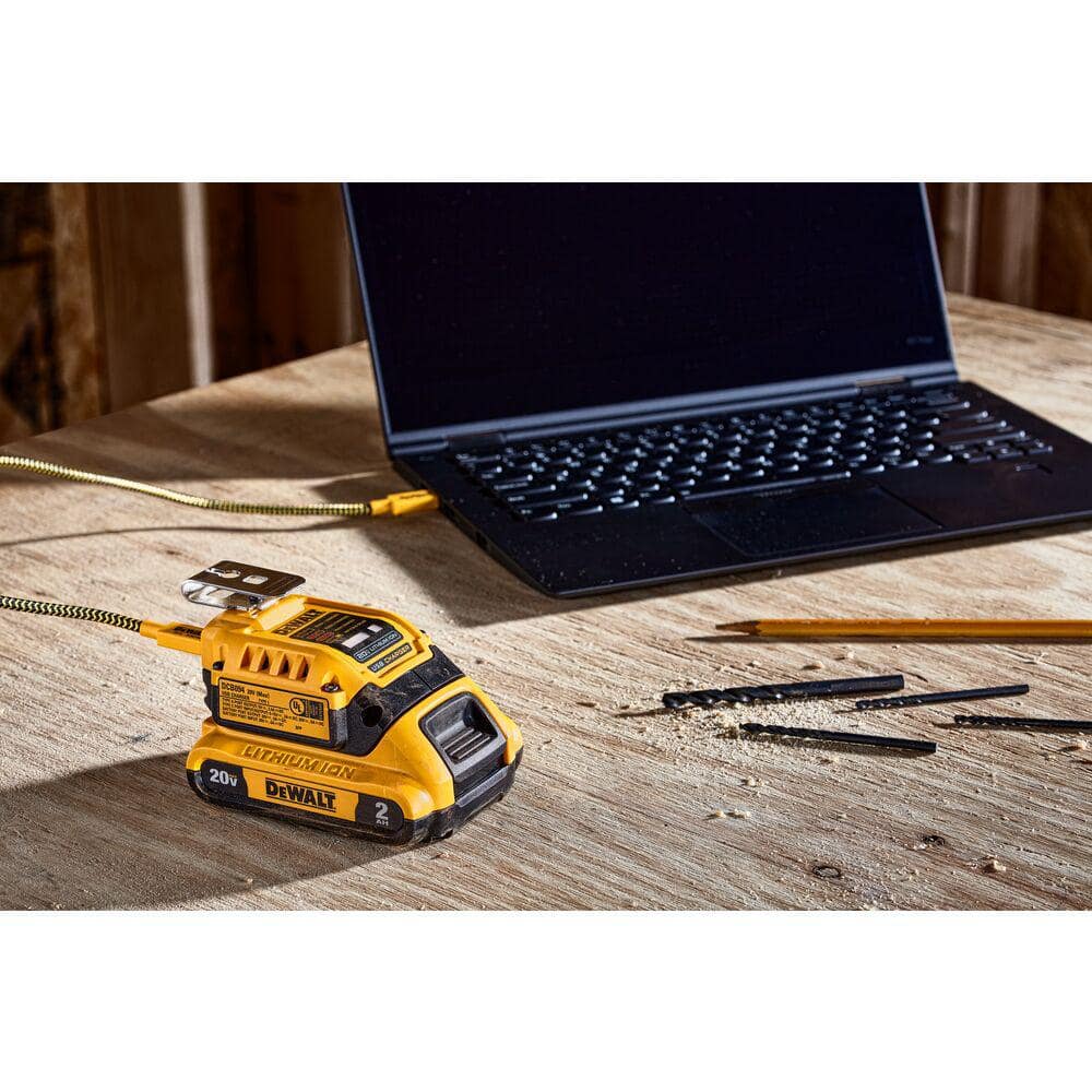 DEWALT 20V MAX Charger and USBC Adaptor Kit