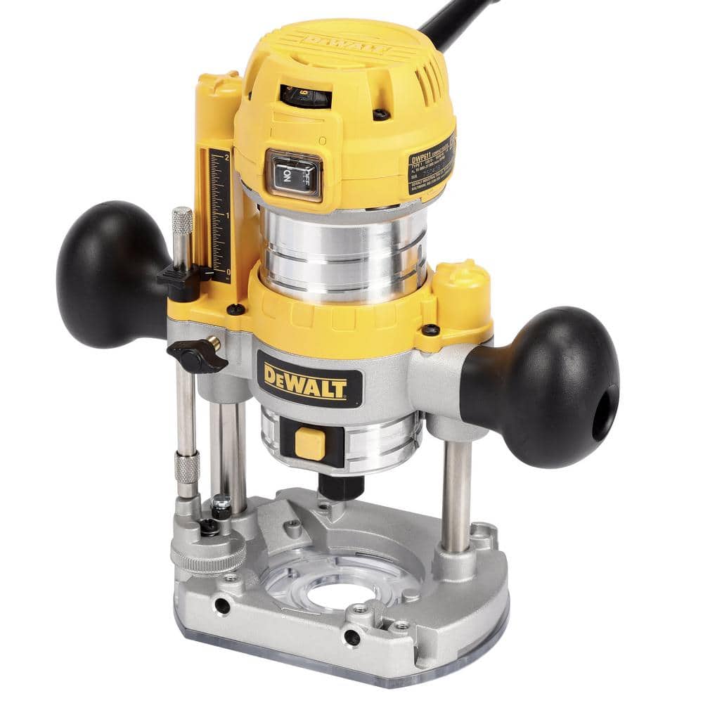 DEWALT 7 Amp Corded 1-1/4 HP Compact Router with Plunge Base and Bag