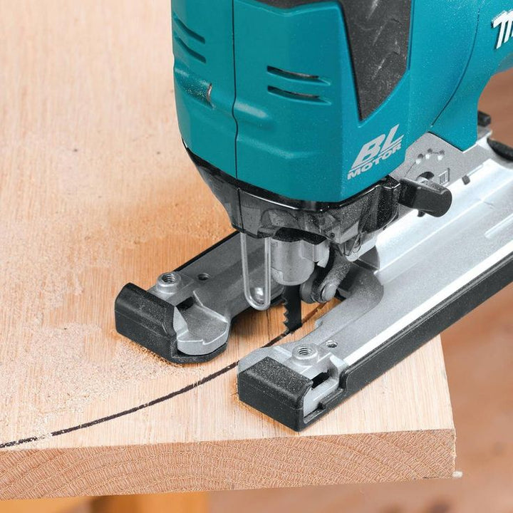 18-Volt LXT Lithium-Ion Brushless Cordless Jig Saw, Tool Only with Bonus 18-Volt LXT Lithium-Ion 5.0 Ah Battery