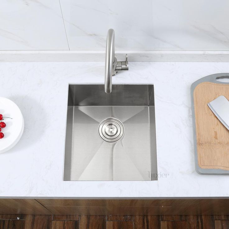 Handmade Undermount Stainless Steel 16 in. Single Bowl Bar Sink 18-Gauge