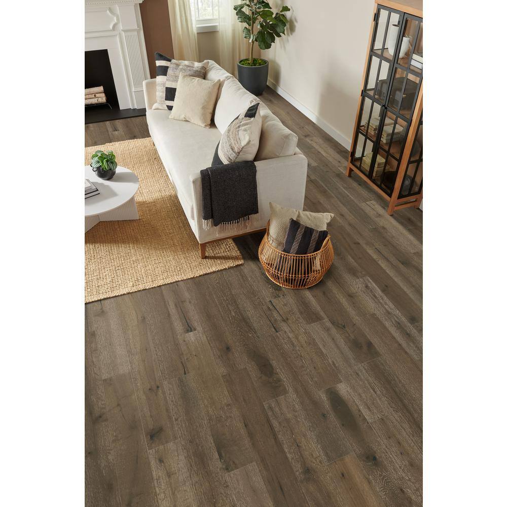 Bruce Time Honored Double Chocolate Wh Oak 3/8 in. T x 6.46 in. W T+G Engineered Hardwood Flooring (32.11 sq.ft./ctn)