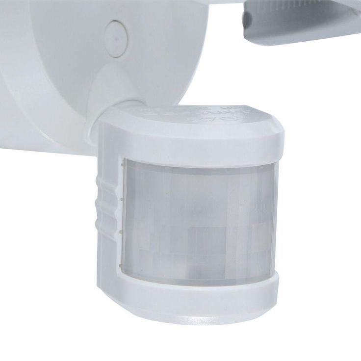 Defiant 270° 3-Head White LED Motion Outdoor Security Light