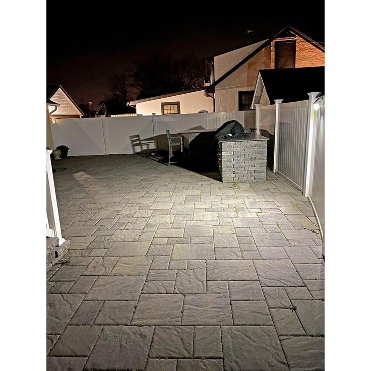 Nitelighter White Solar Powered Motion Activated Outdoor LED Area Spotlight with Daylight Sensor and 3 Adjustable Lamps