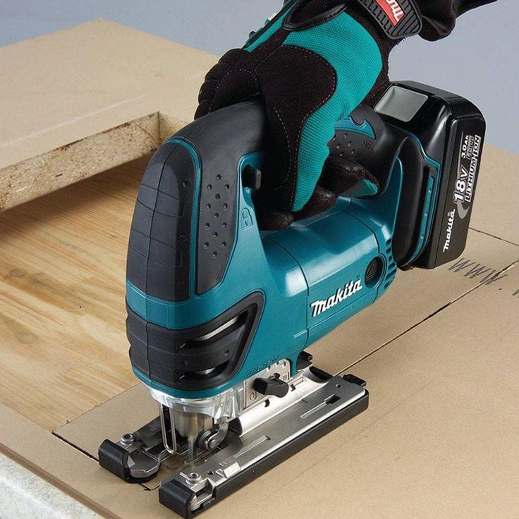 18-Volt LXT Lithium-Ion Cordless Jig Saw Kit