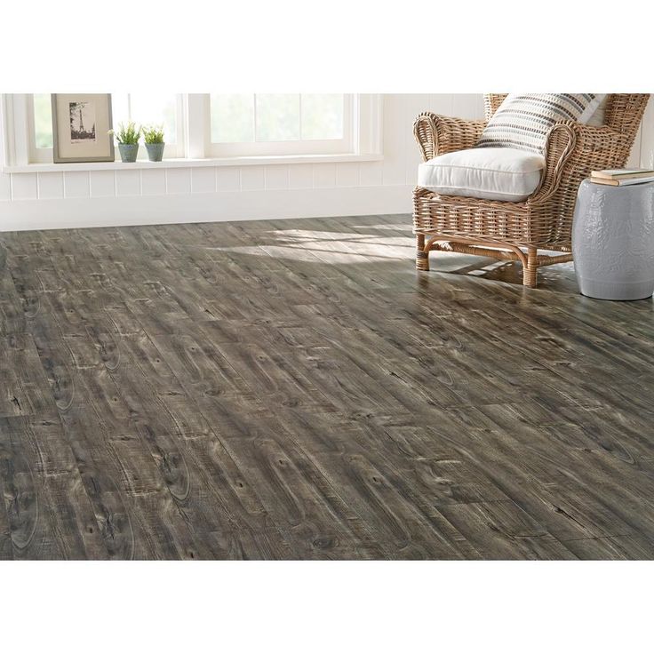 Home Decorators Collection Aberdeen 12 mm T x 7.48 in W x 47.72 in L Water Resistant Laminate Flooring (19.83 sq. ft. / case)