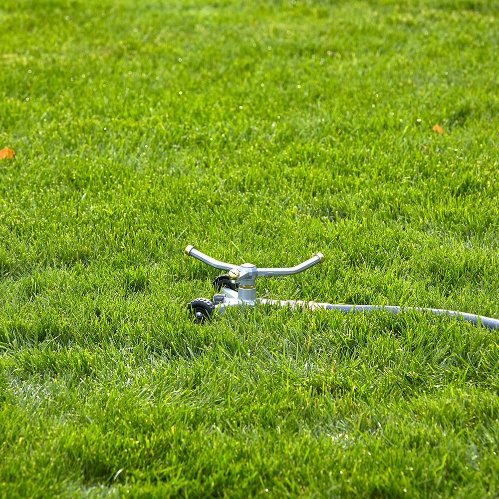 1,225 sq. ft. 3 Arm Whirling Sprinkler - Super Arbor