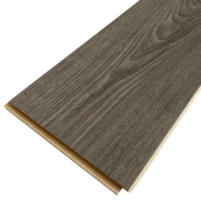STAINMASTER Shadow Pond Oak 10-mm T x 7-1/2-in W x 50-in L Waterproof Wood Plank Laminate Flooring (21.06-sq ft / Carton)