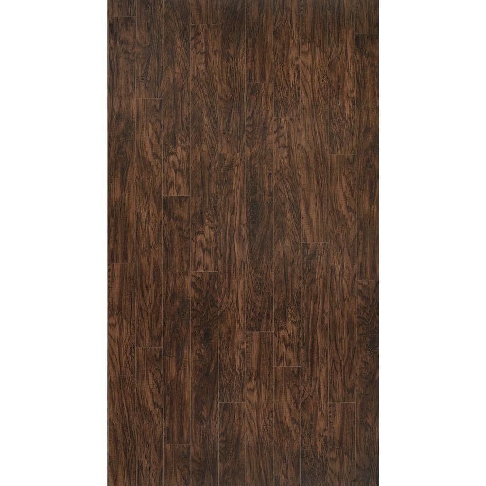 Pergo XP+ Edgeview Hickory 10 mm T x 5.2 in. W Waterproof Laminate Wood Flooring (18.9 sqft/case)