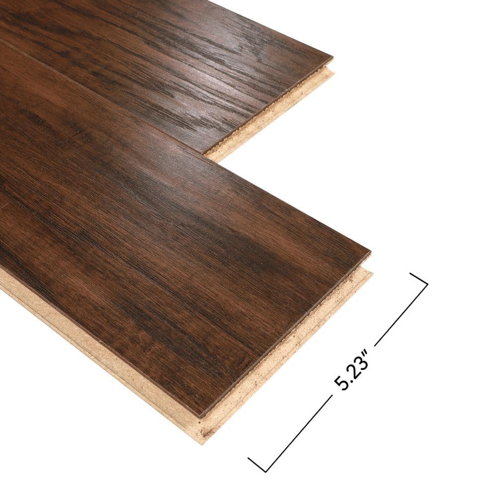 Pergo XP+ Edgeview Hickory 10 mm T x 5.2 in. W Waterproof Laminate Wood Flooring (18.9 sqft/case)