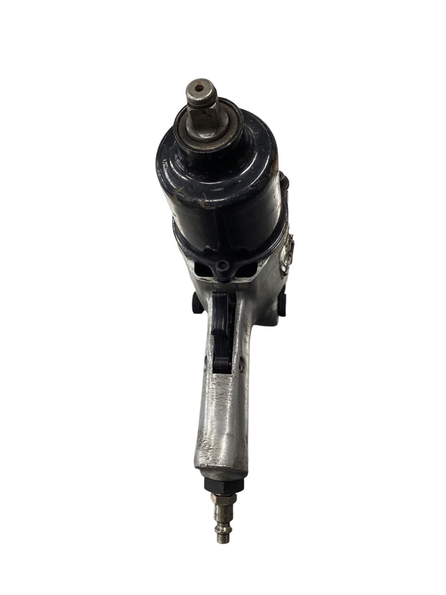 Central Pneumatic 1/2 in. Heavy Duty Air Impact Wrench (Model 69916)