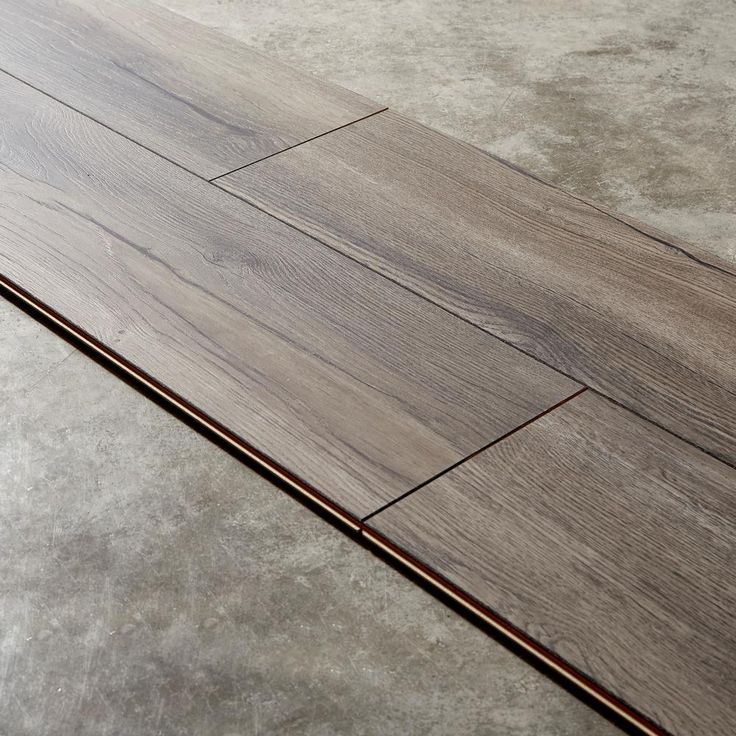 Home Decorators Collection EIR Waveford Gray Oak 12 mm Thick x 7-1/2 in. Wide x 50-2/3 in. Length Laminate Flooring (589.44 sq. ft. / pallet)