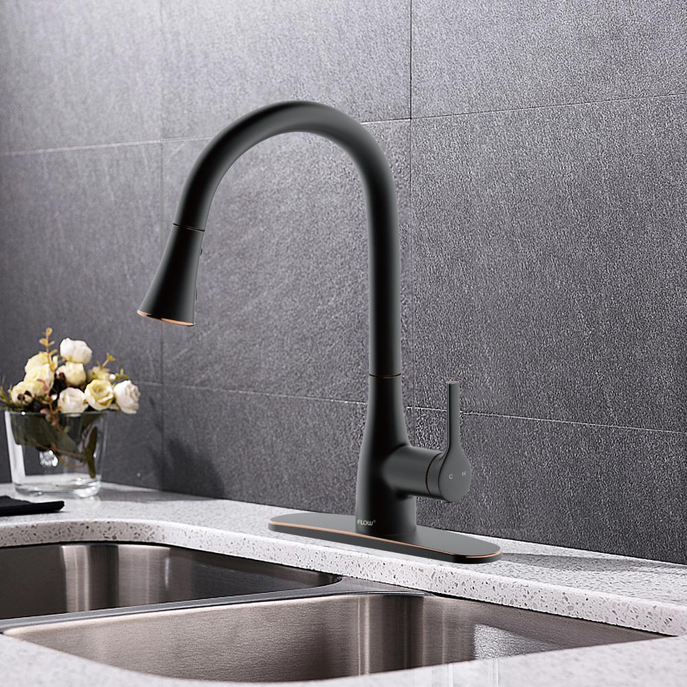 Classic Series Single-Handle Standard Kitchen Faucet in Oil Rubbed Bronze - Super Arbor