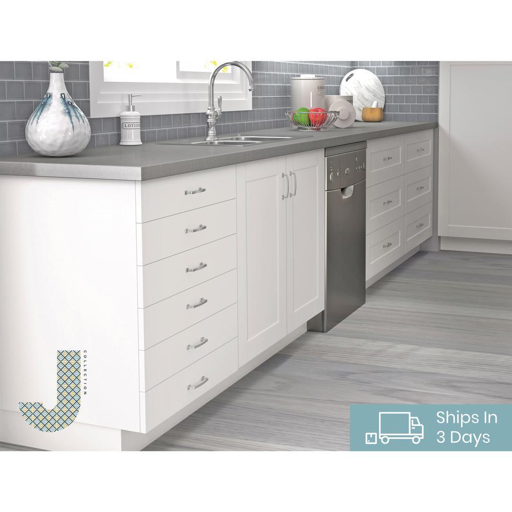 Shaker Assembled 24 in. x 84.5 in. x 24 in. Pantry Cabinet w/ 2-Inner Drawers & Three Pull Out Drawers in Vanilla White - Super Arbor
