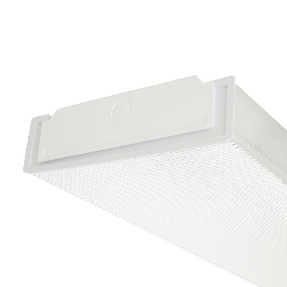 4 ft. 40-Watt White Integrated LED UNV Voltage Premium Wraparound Light - Super Arbor