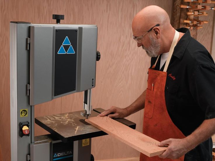DELTA 13.625-in 9-Amp Stationary Band Saw