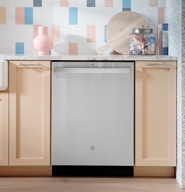 GE Top Control Tall Tub Dishwasher in Fingerprint Resistant Stainless Steel, ENERGY STAR and 48 dBA