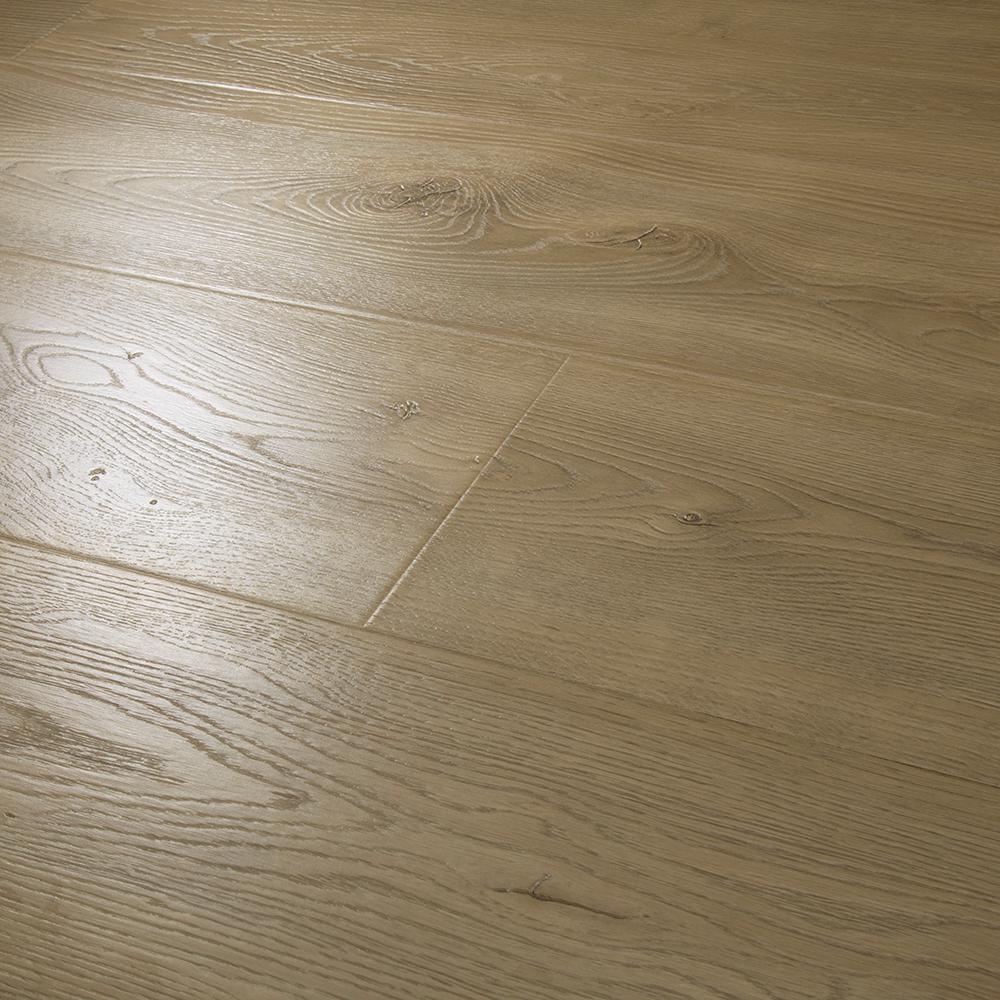 Outlast+ Waterproof Champagne Bay Oak 10 mm T x 7.48 in. W x 47.24 in. L Laminate Flooring (1079.65 sq. ft. / pallet)