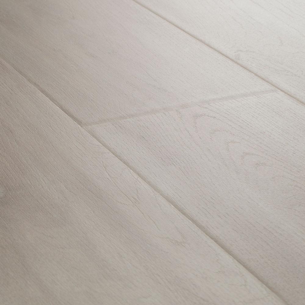 Pergo Outlast+ Waterproof Glazed Oak 10 mm T x 7.48 in. W x 54.33 in. L Laminate Flooring (1015.8 sq. ft. / pallet)