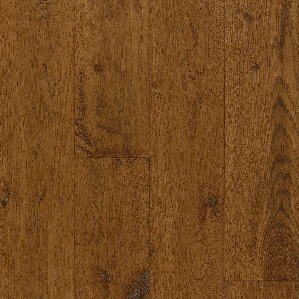 Bruce American Vintage Fall Classic Oak 3/8 in. T x 5 in. W T+G Hand Scraped Engineered Hardwood Flooring (25 sq.ft./ctn)