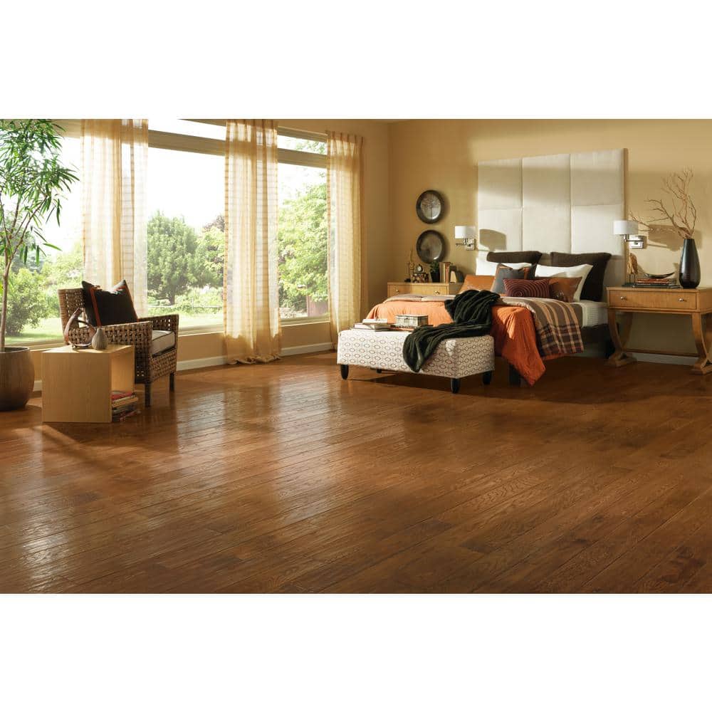 Bruce American Vintage Fall Classic Oak 3/8 in. T x 5 in. W T+G Hand Scraped Engineered Hardwood Flooring (25 sq.ft./ctn)