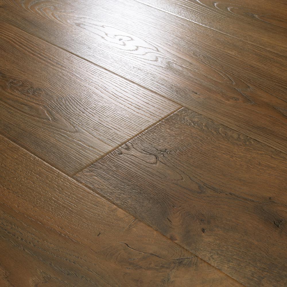 Pergo Outlast+ Waterproof Chestnut Beluga Oak 10 mm T x 7.48 in. W x 47.24 in. L Laminate Flooring (19.63 sq. ft. / case)