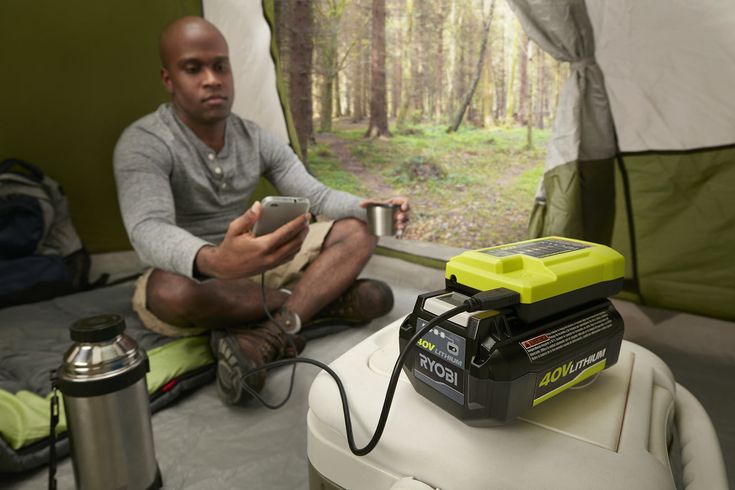 RYOBI 40-Volt Lithium-Ion Charger with USB Port