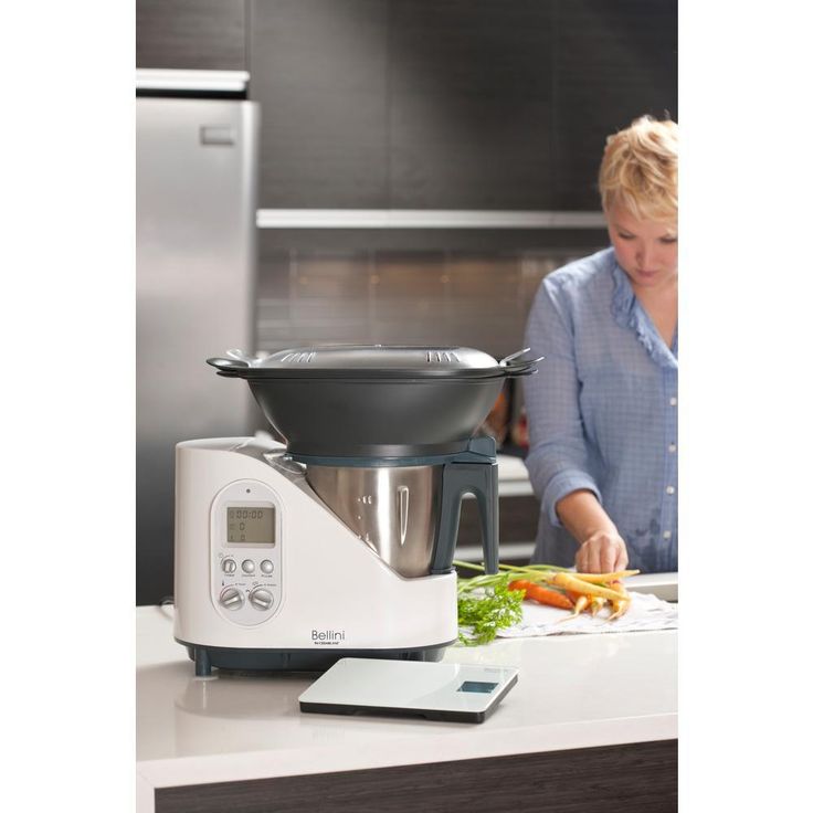 Kitchen 67 oz. 10-Speed White and Stainless Steel Master Blender