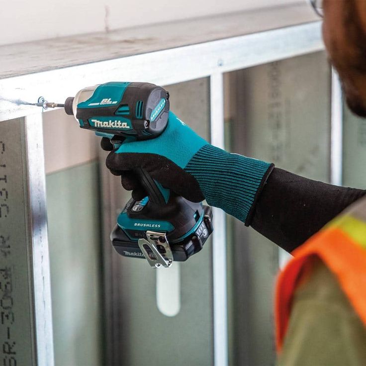 18-Volt 2.0 Ah LXT Lithium-Ion Compact Brushless Cordless Quick-Shift Mode 4-Speed Impact Driver Kit