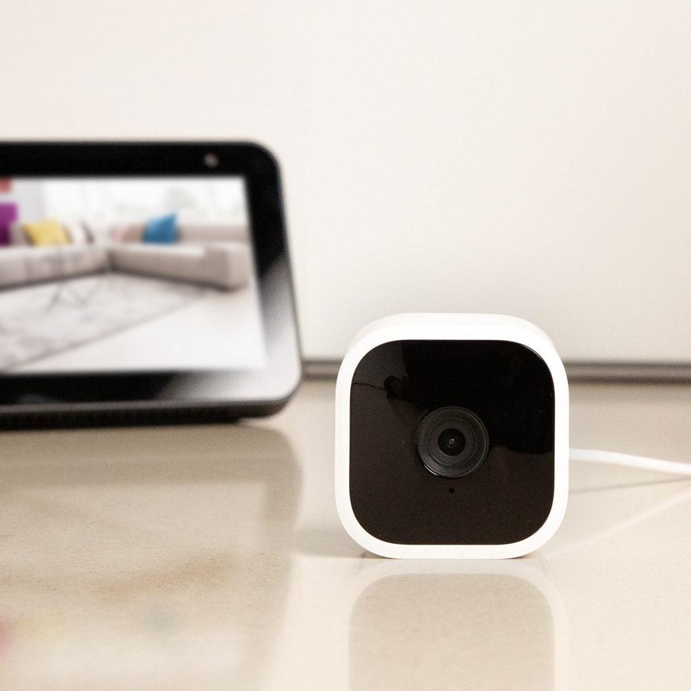 Mini Indoor Wired 1080p Wi-Fi Security Camera in White - Super Arbor