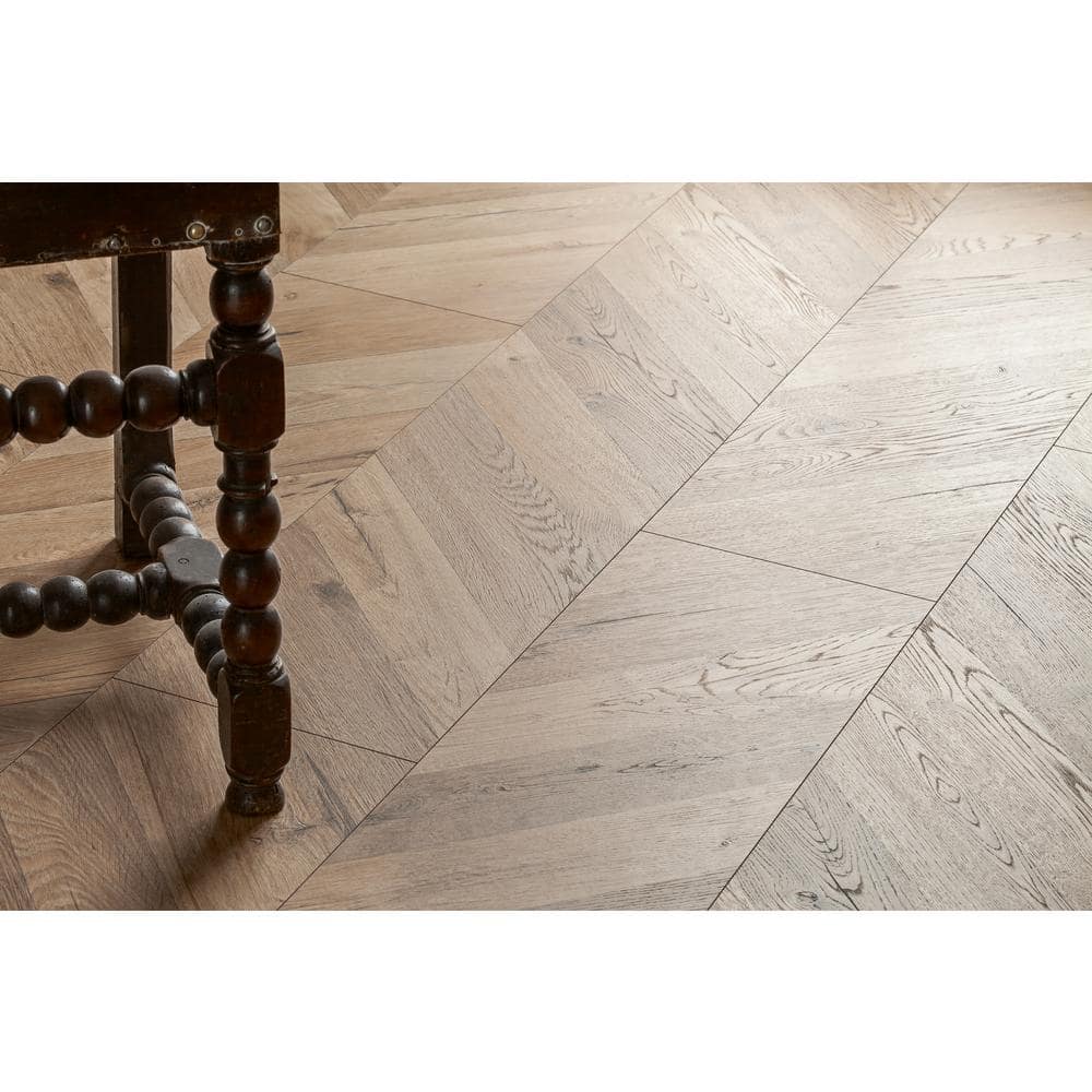 Krono Original Oak Fortress Rochesta 8mm T x 9.6 in. W Laminate Wood Flooring (29.06 sq. ft./case)