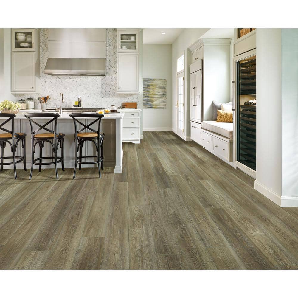 Bruce reDefine Fox Den 22 MIL, 7 in. W x 48 in. L Waterproof Click-Lock Vinyl Plank Flooring – Pallet (709.20 sq. ft.)