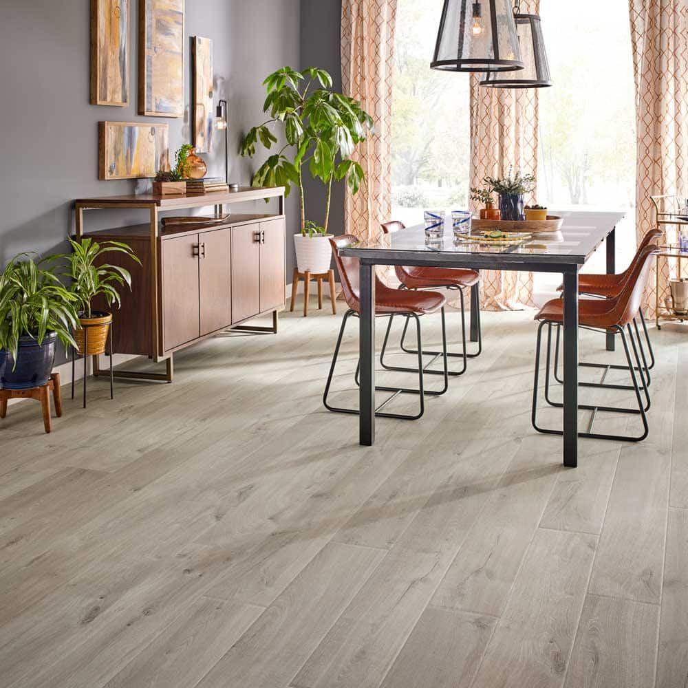 Pergo Outlast+ Graceland Oak 12 mm T x 7.4 in. W Waterproof Laminate Wood Flooring (16.93 sqft/case)