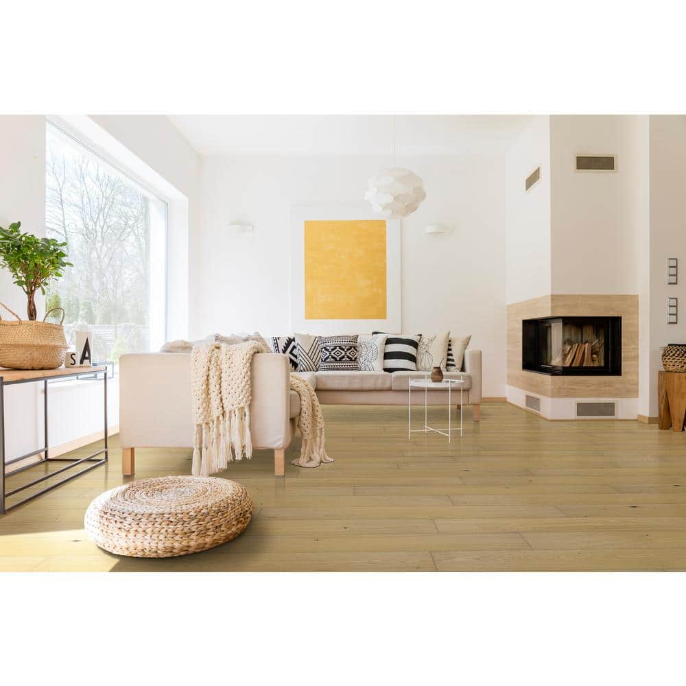 MSI Grant Manor White Oak 3/8 in. T x 7 in. W Tongue and Groove Engineered Hardwood Flooring (23.37 sq. ft./case)